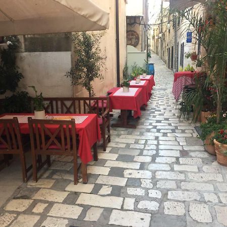 Apartments Kokolo Sibenik Bagian luar foto